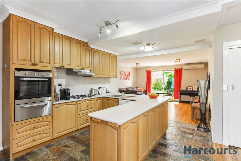 223 Military Road ( Off North Road), Avondale Heights VIC 3034, Image 2