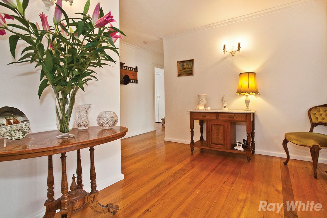 9 Stableford Avenue, GLEN WAVERLEY VIC 3150, Image 1