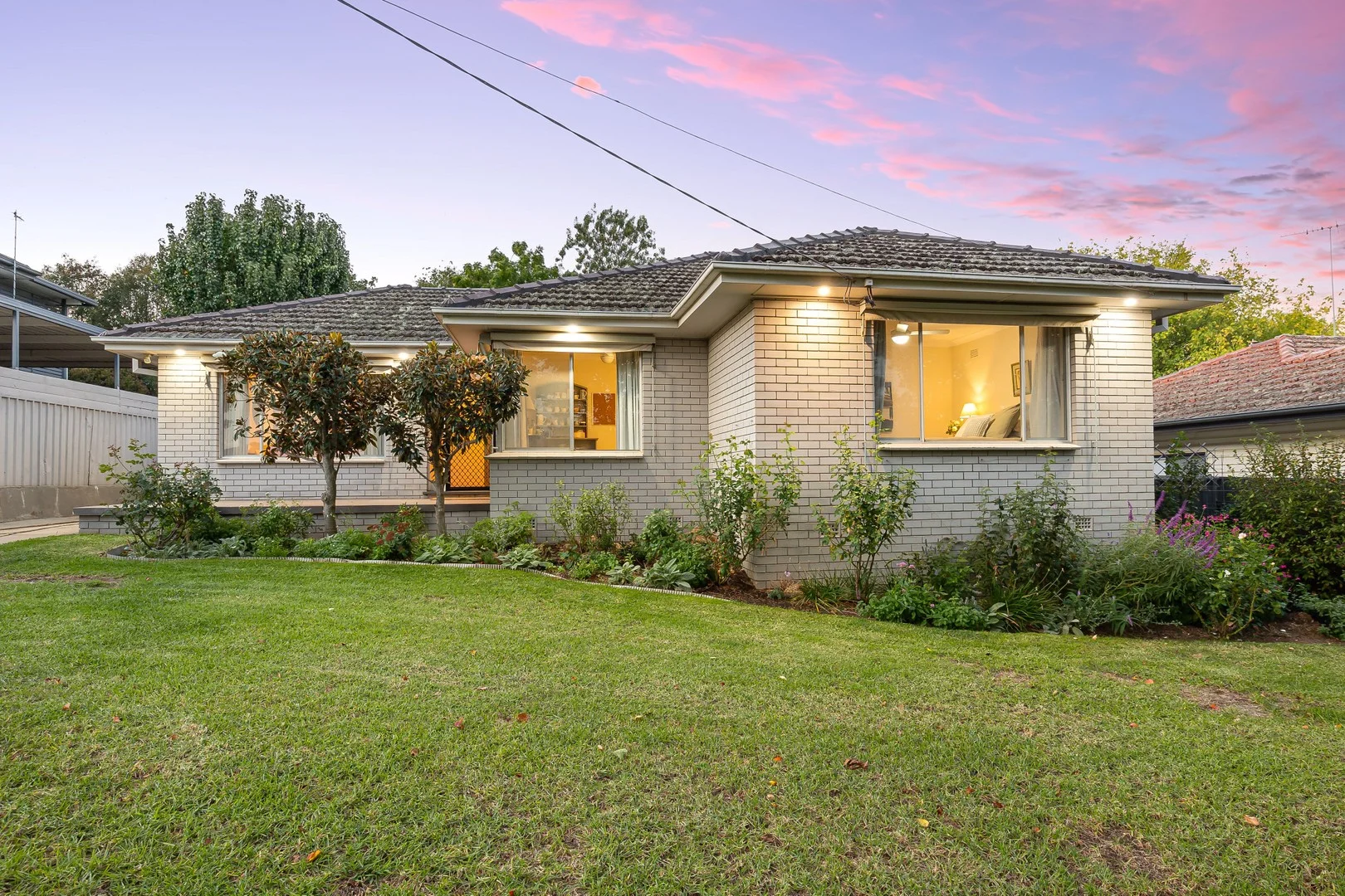 Primary image of 9 Wilson Street, Kooringal NSW 2650