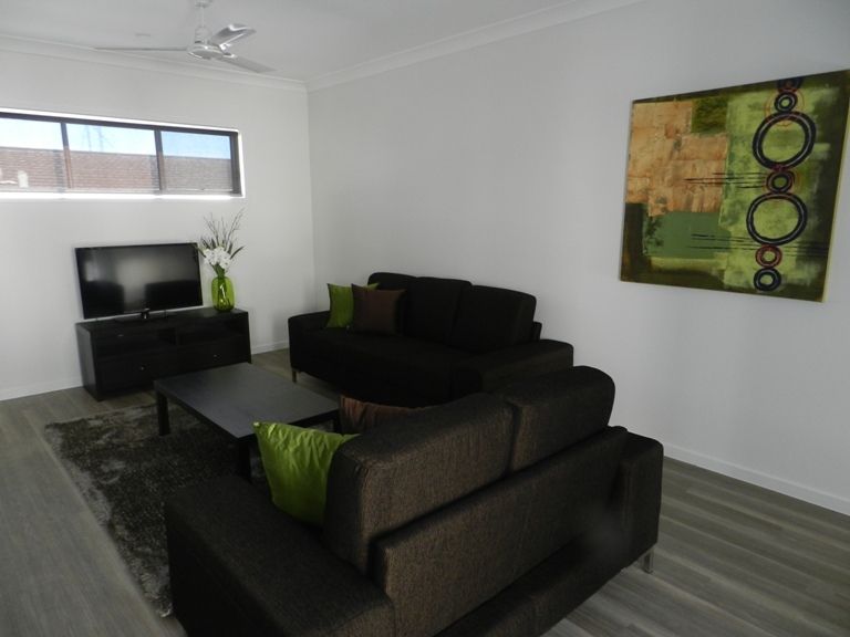 22/5-9 view street, West Gladstone QLD 4680, Image 2