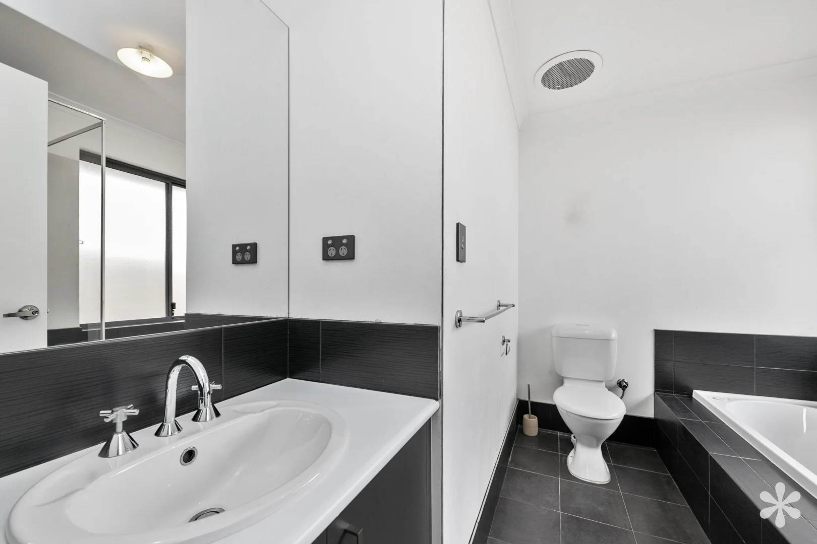 Additional image 7 of 15A Fortini Court, Hamilton Hill WA 6163