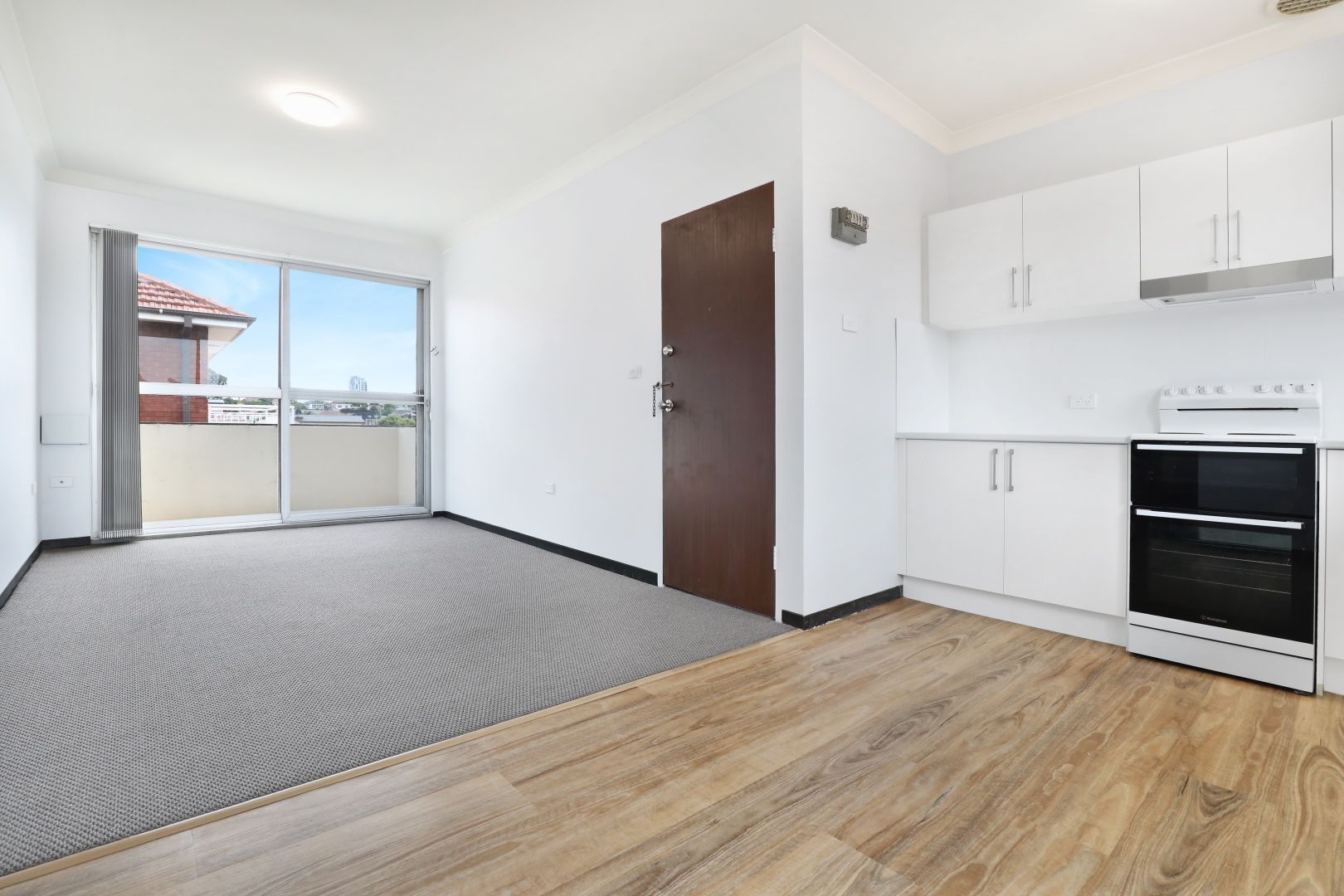 5/41 McKenzie Avenue Coniston NSW 2500 Apartment For Rent $395