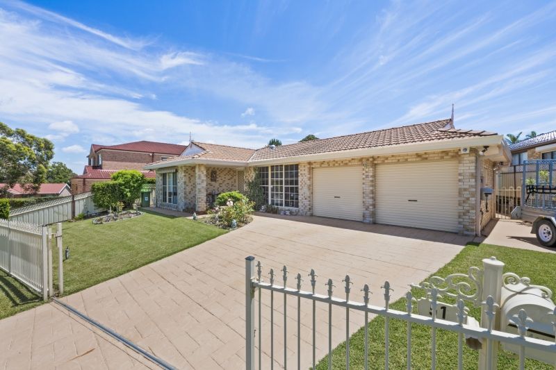 51 Christopher Crescent, Lake Haven NSW 2263, Image 0