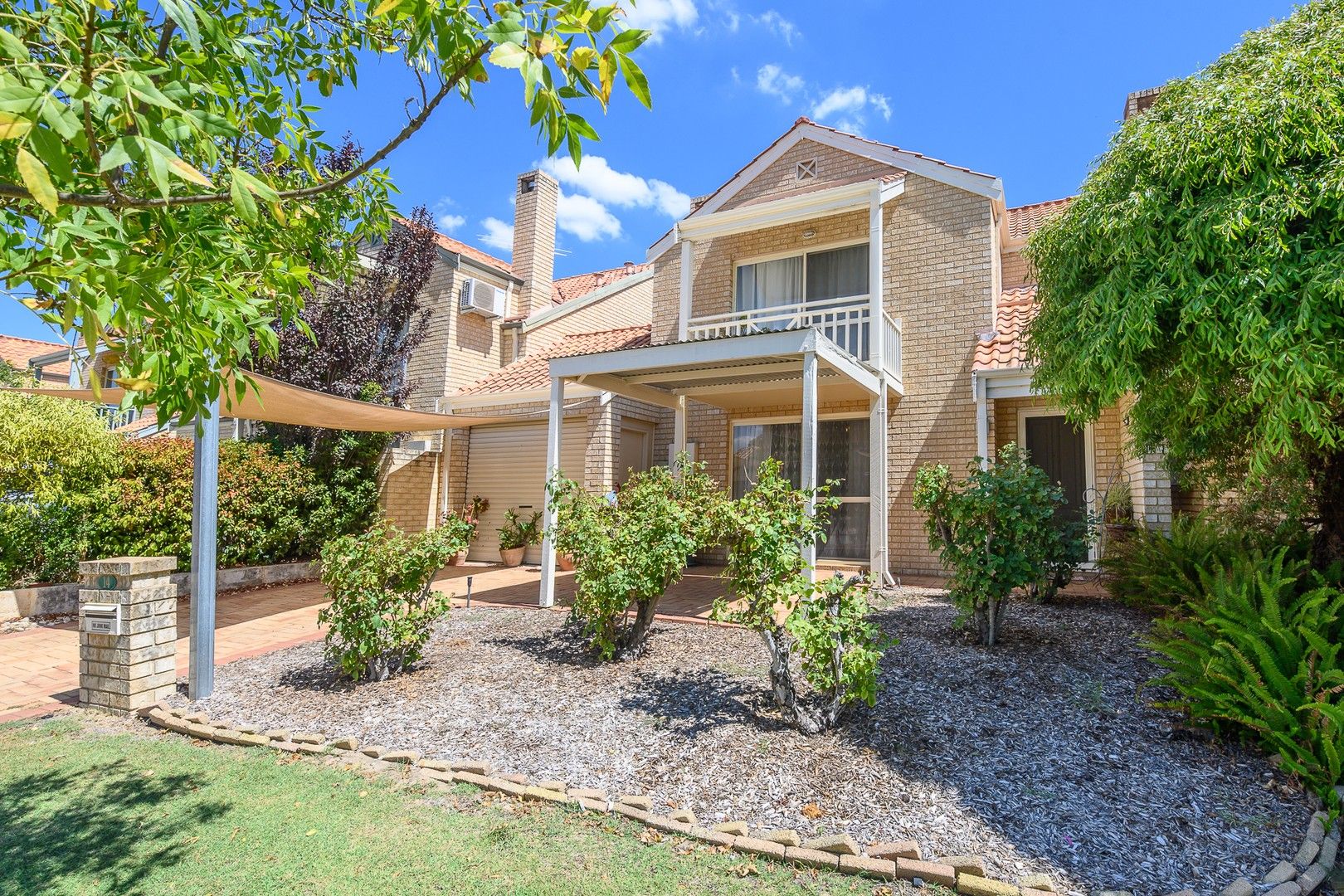 14 Lakefront Circle, The Vines WA 6069, Image 0