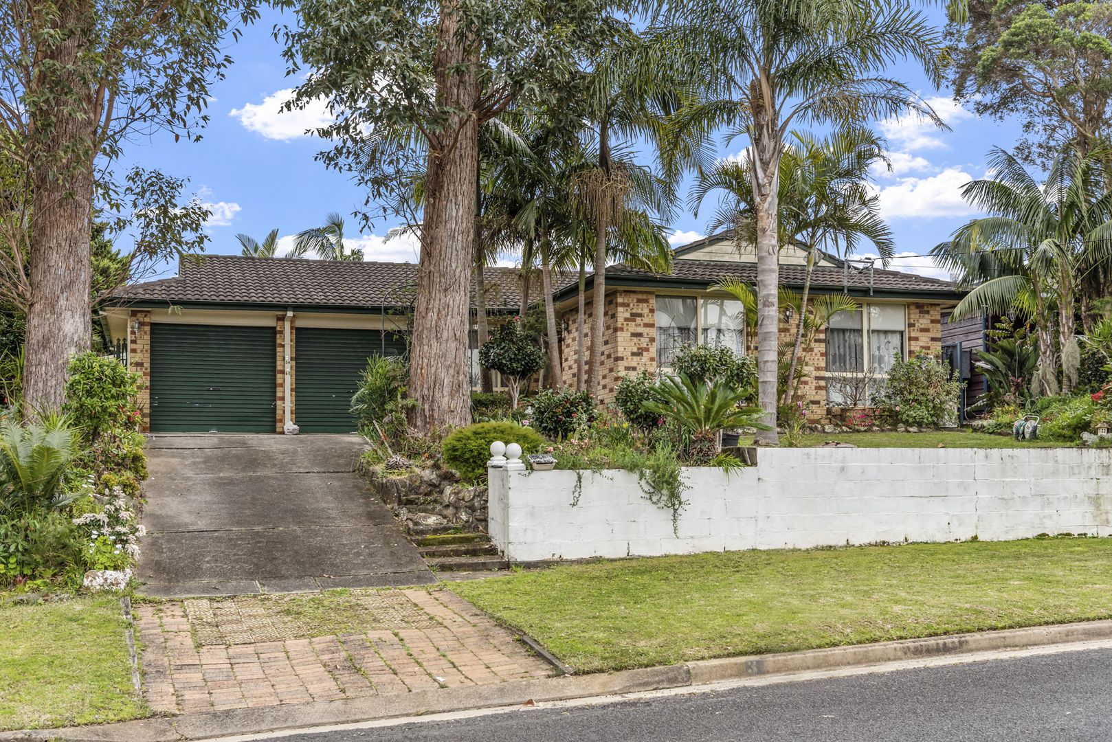 34 Mercury Drive, Lake Tabourie Property History & Address Research
