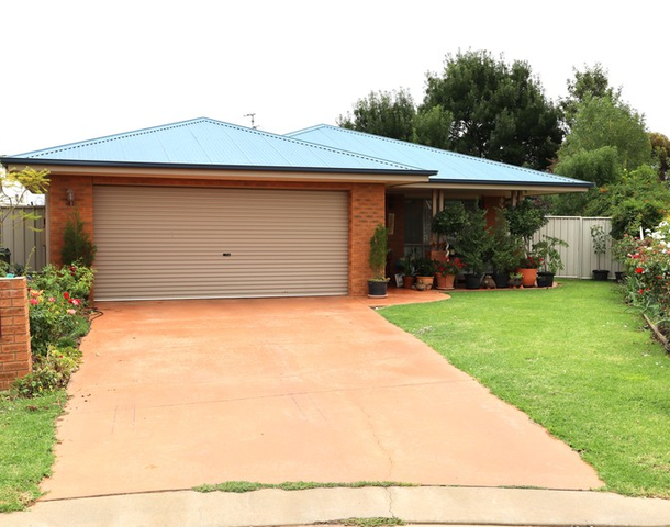 5 Thomas Court, Deniliquin NSW 2710