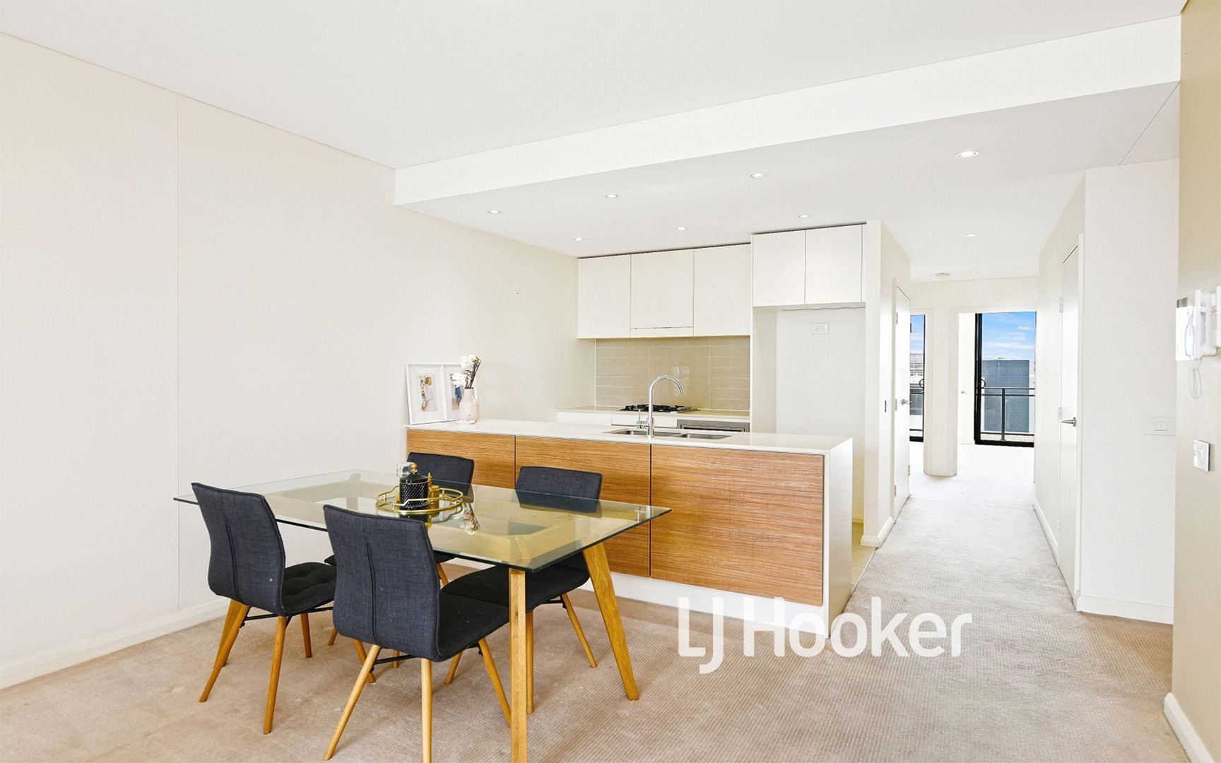 805/16 Baywater Drive, Wentworth Point NSW 2127, Image 2