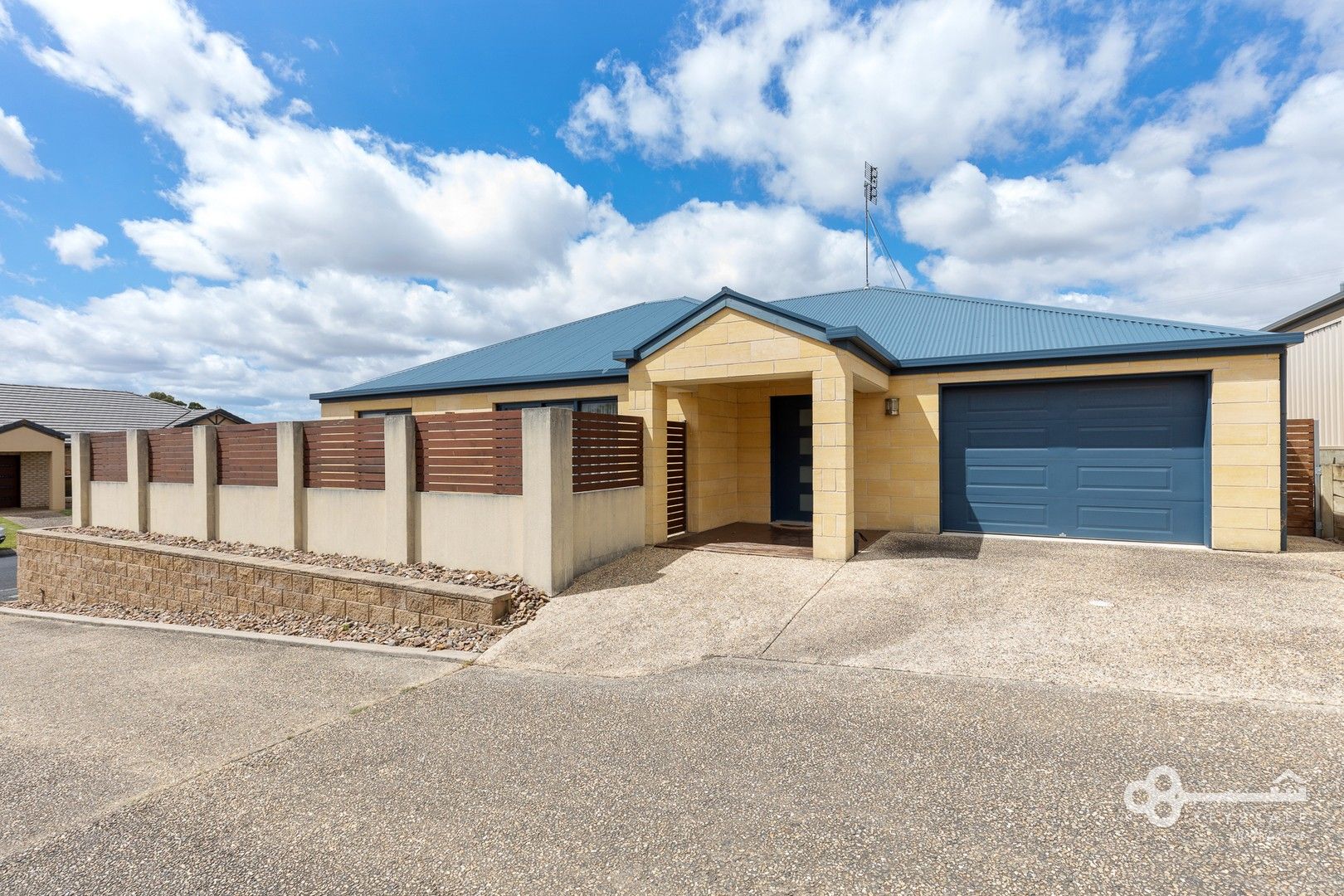 1/3 Queens Court, Mount Gambier SA 5290, Image 0