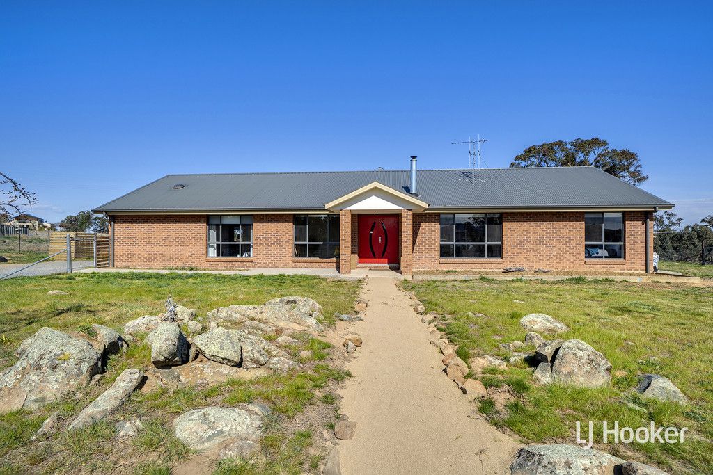 7 Stringybark Place, Manton NSW 2582, Image 1