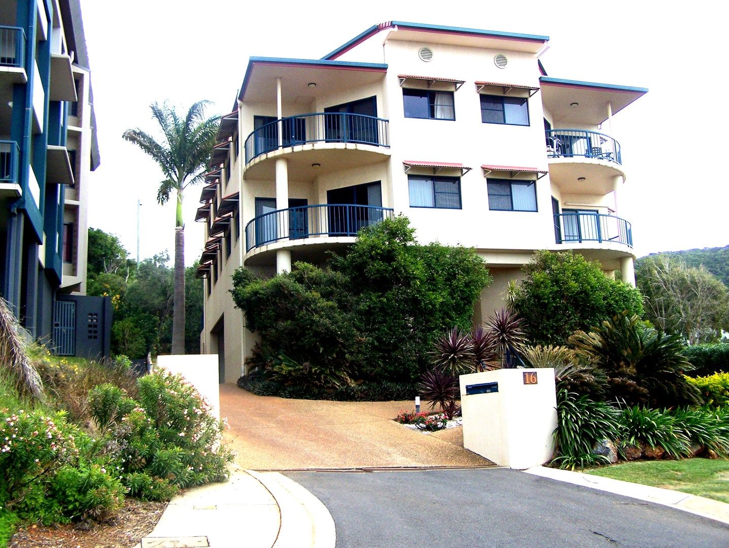 3 bedrooms Apartment / Unit / Flat in 1/16 Keppel Terrace YEPPOON QLD, 4703