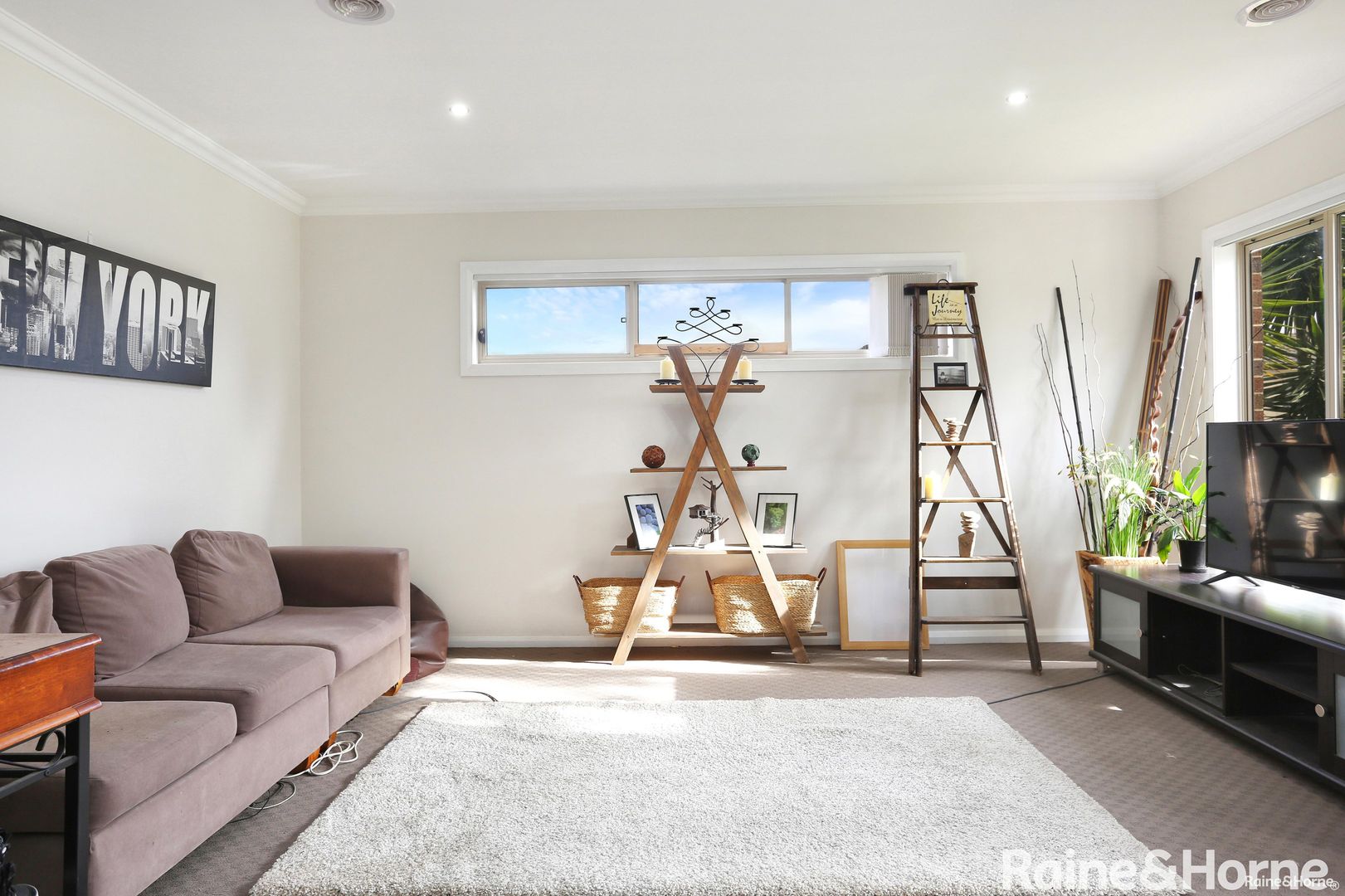 2/7 Reidy Rise, Harkness VIC 3337, Image 2