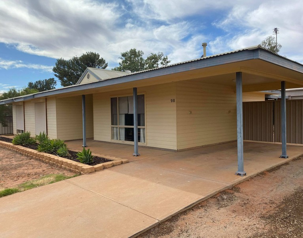 98 Stuart Road, Roxby Downs SA 5725