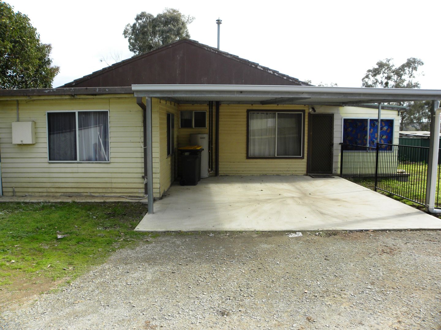 B/28 Briggs Street, Young NSW 2594 Apartment For Rent 350 Domain