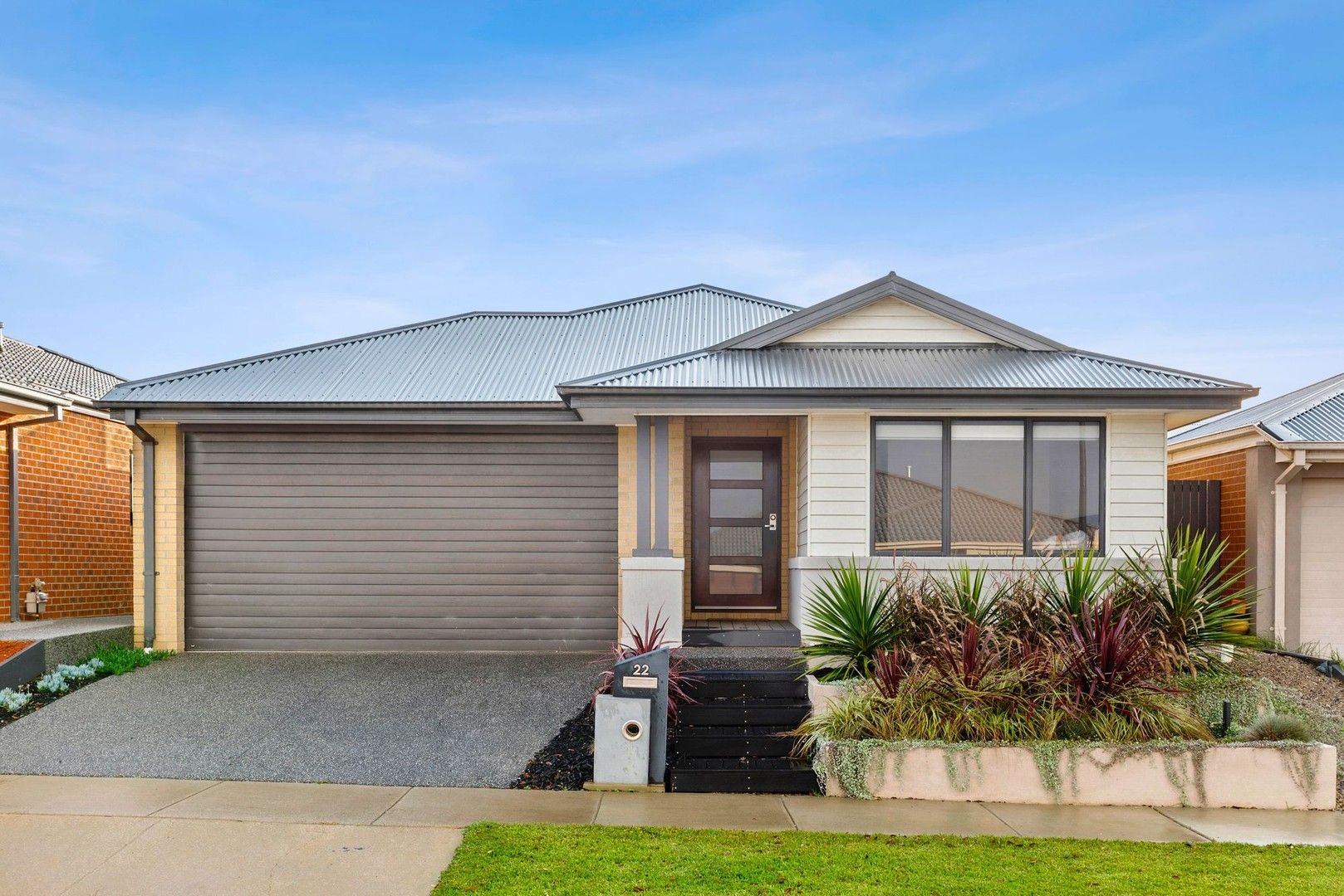 4 bedrooms House in 22 Abode Street ARMSTRONG CREEK VIC, 3217