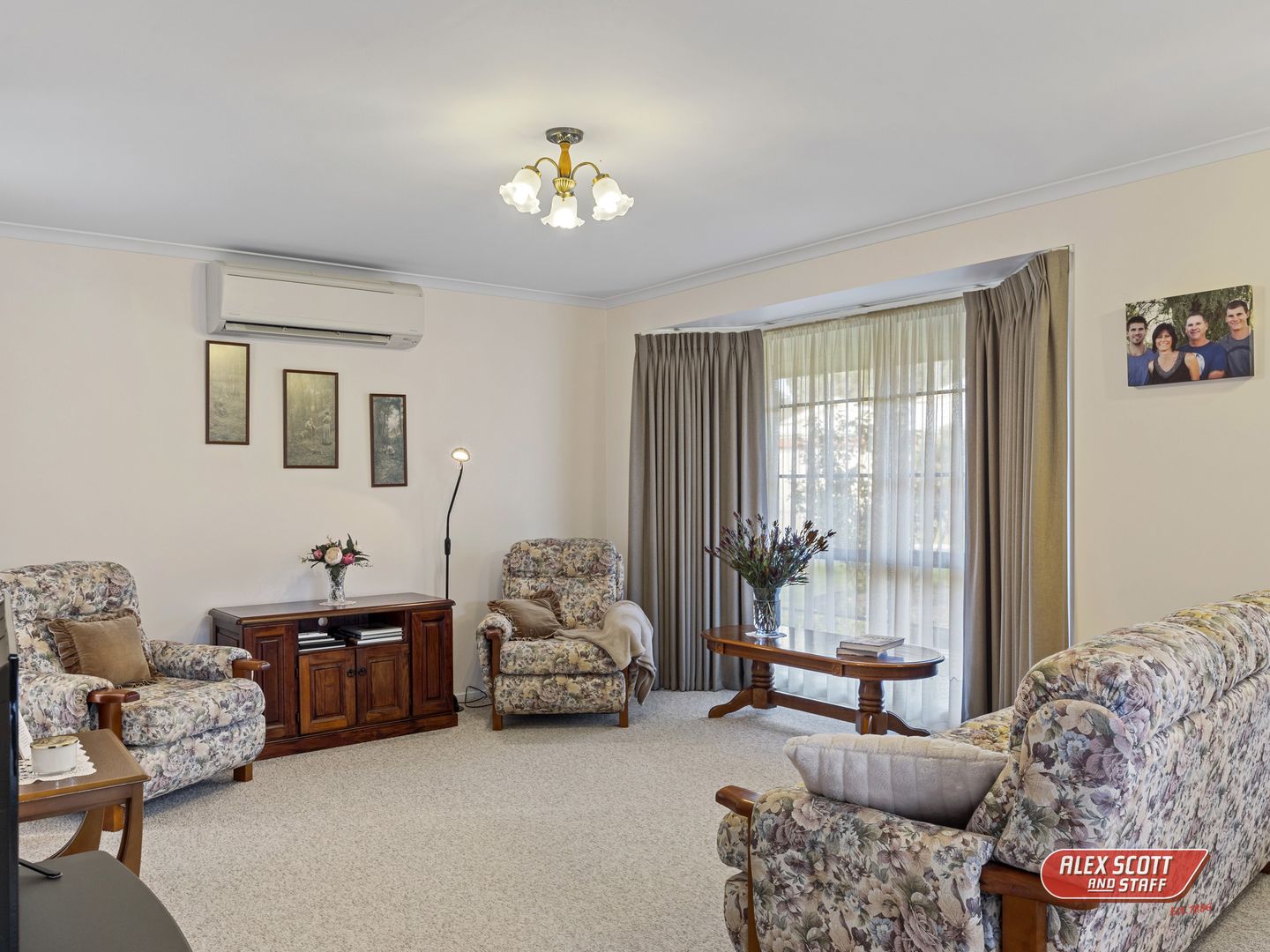 3 Clinton Court, Leongatha VIC 3953, Image 2