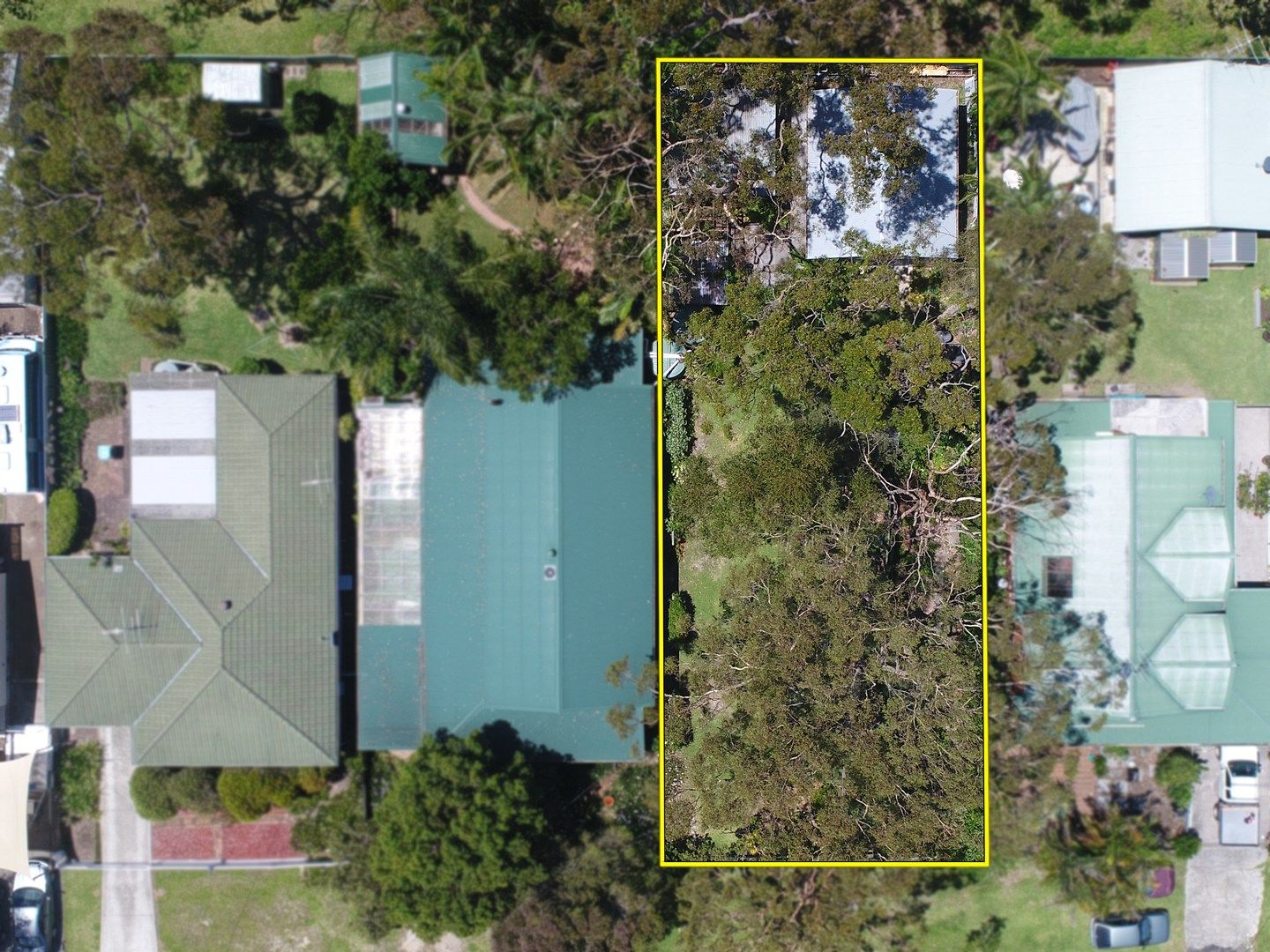 33 Trevally Avenue, Chain Valley Bay NSW 2259, Image 0