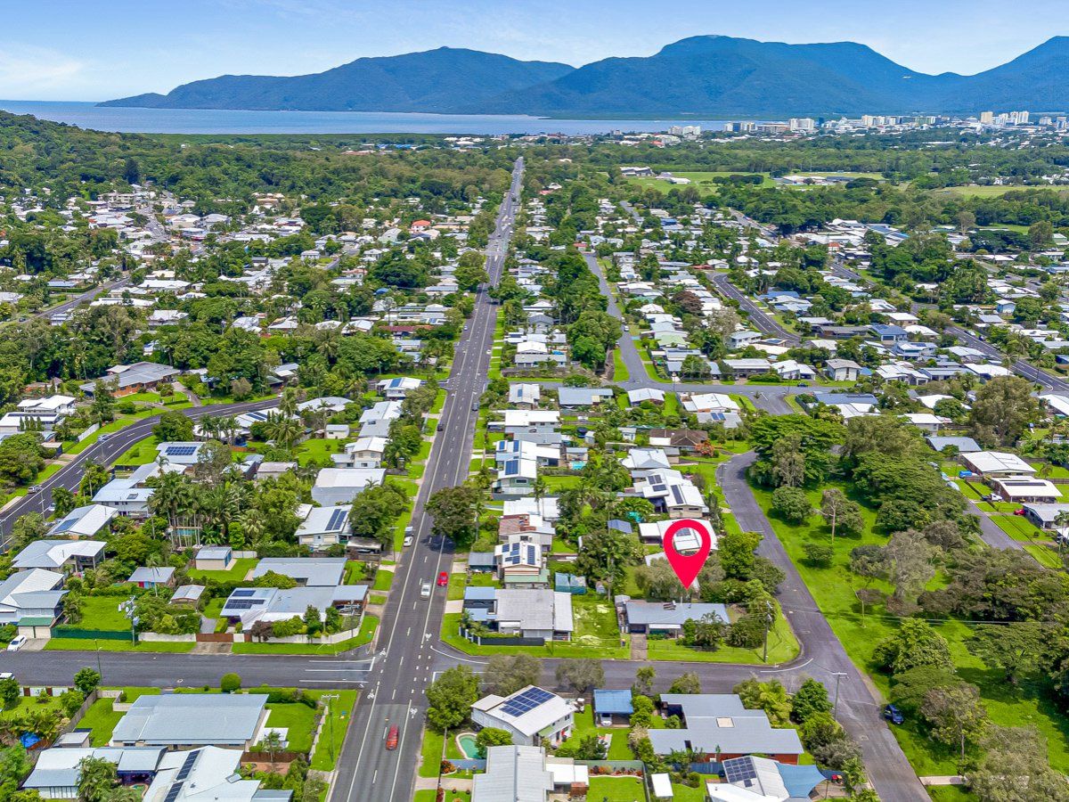 3 bedrooms House in 18 Purbeck Place EDGE HILL QLD, 4870