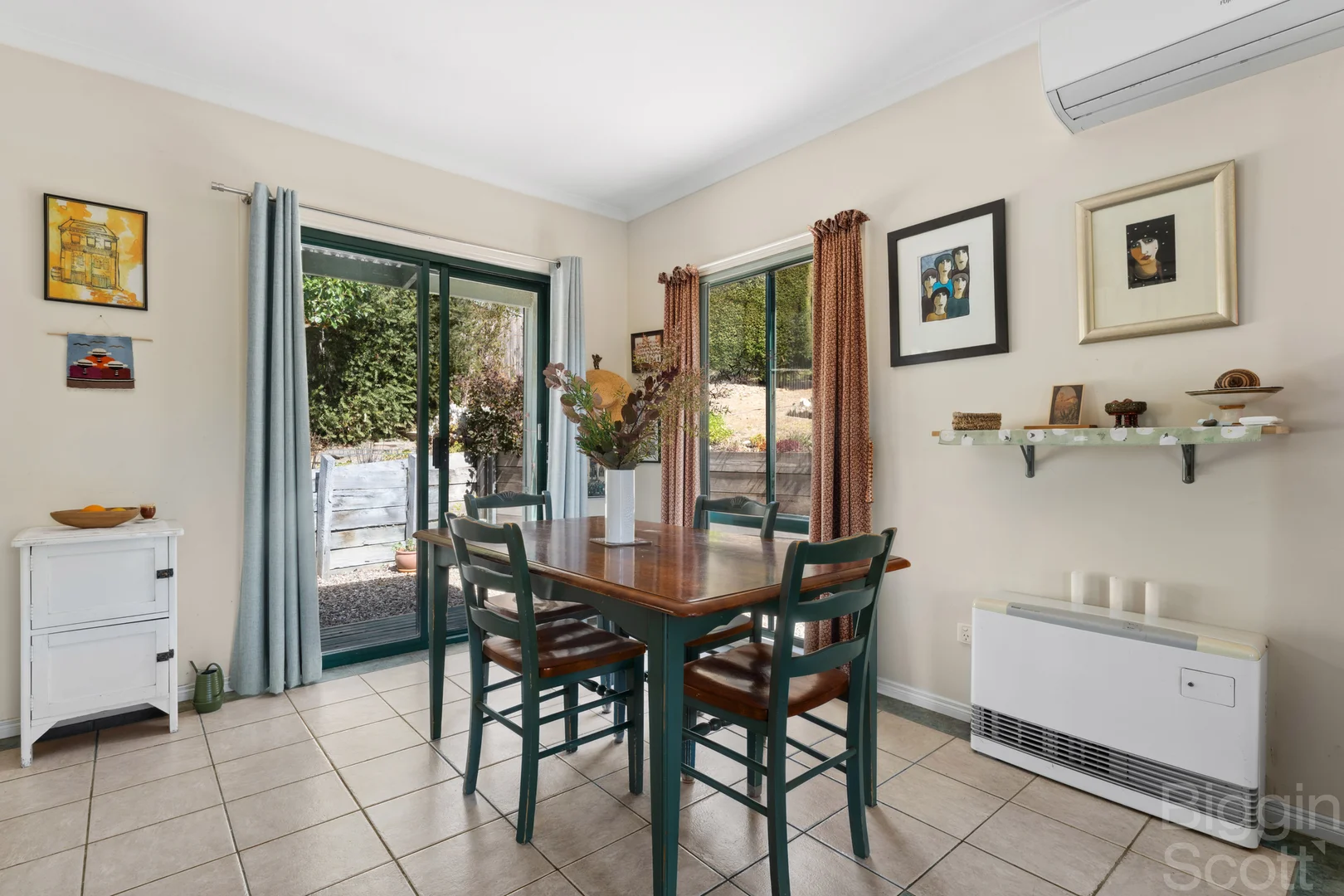 Additional image 9 of 1/11 Wynvale Rise, Hepburn VIC 3461