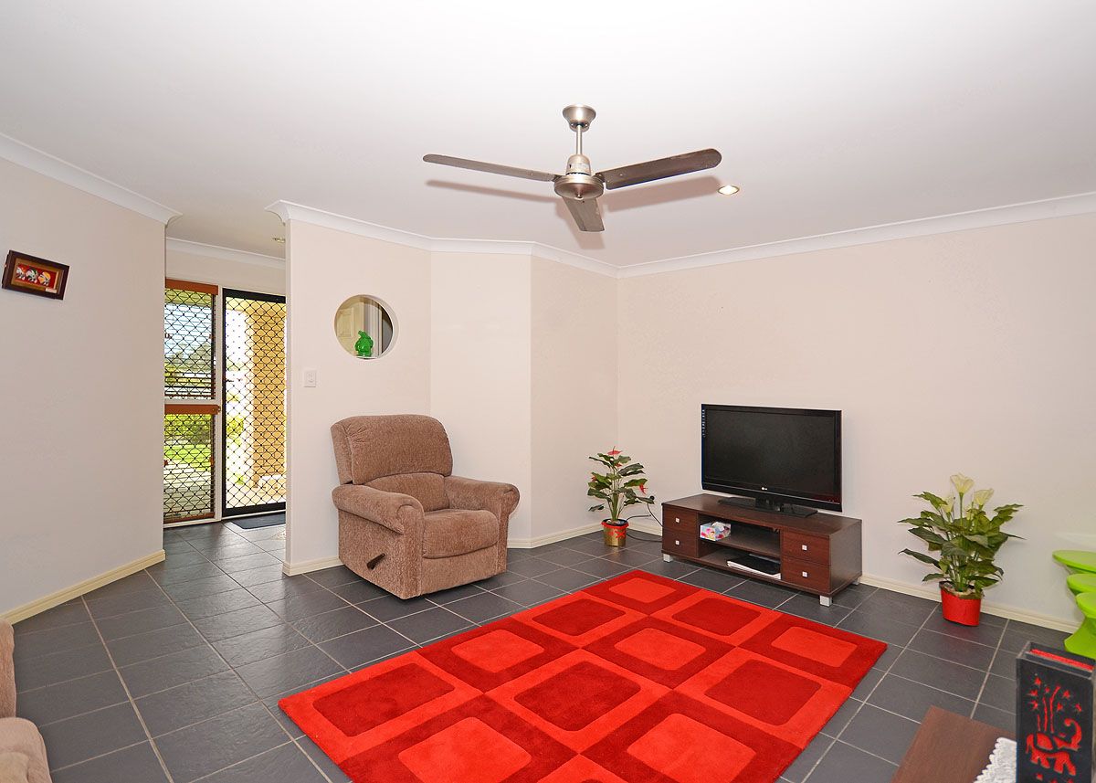 12 La Borde Court, URRAWEEN QLD 4655, Image 2