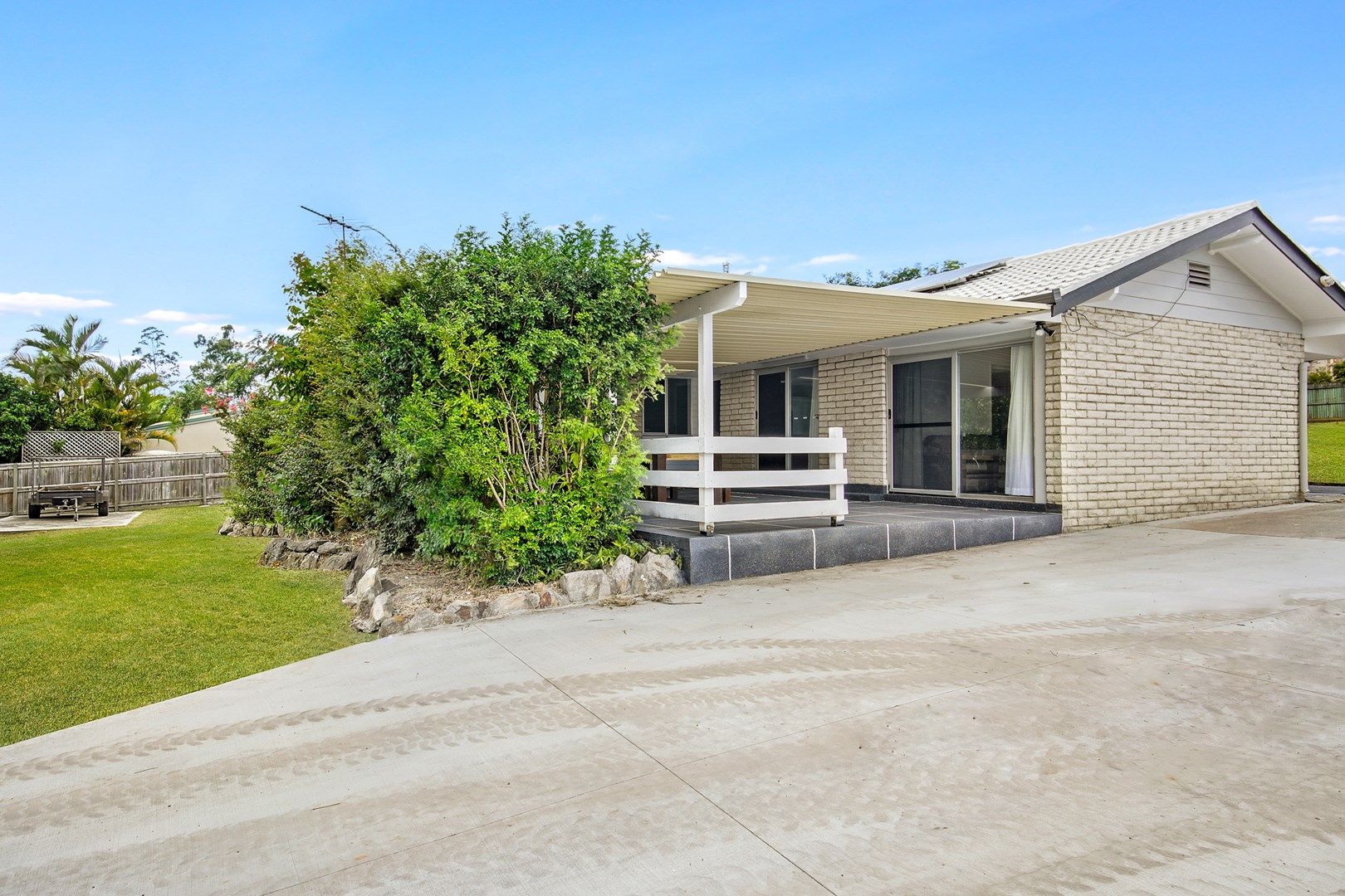 4 bedrooms House in 9 Rising Street SHAILER PARK QLD, 4128