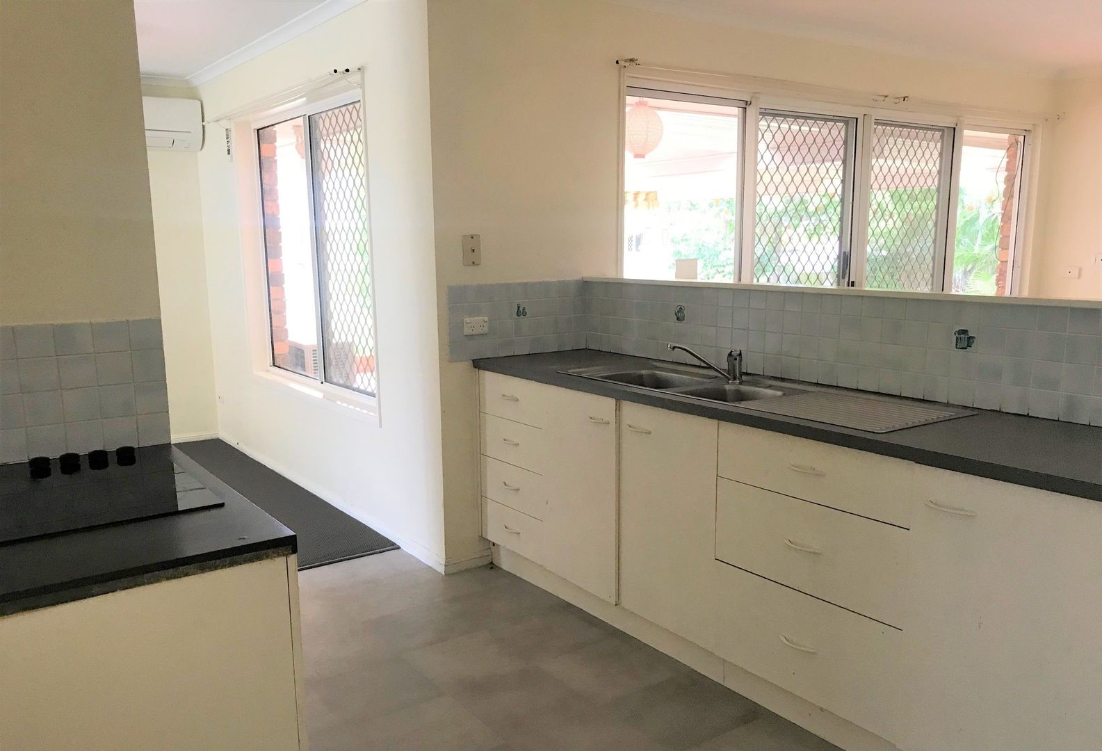 7 Dandelion, Eight Mile Plains QLD 4113 House For Rent 660 Domain