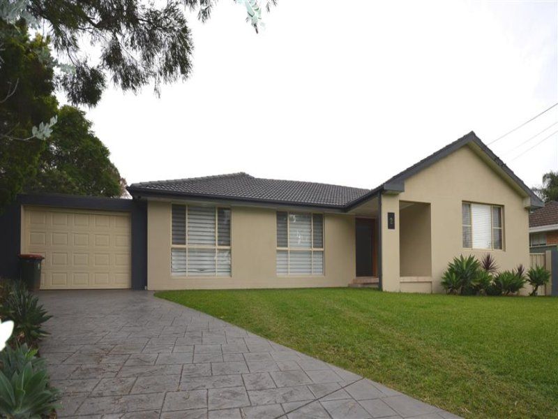 3 bedrooms House in 2 Lambert Crescent BAULKHAM HILLS NSW, 2153