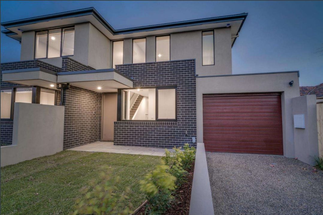 3 bedrooms Townhouse in 4 Olympia Court ORMOND VIC, 3204