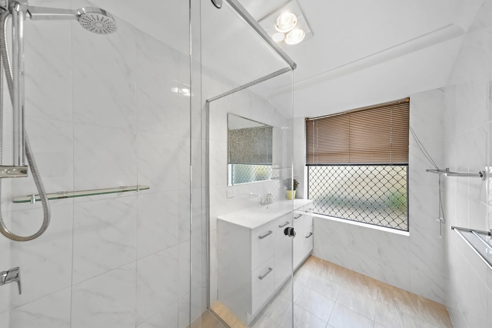 Additional image 16 of 9/12 Farnaby Lane, Beckenham WA 6107