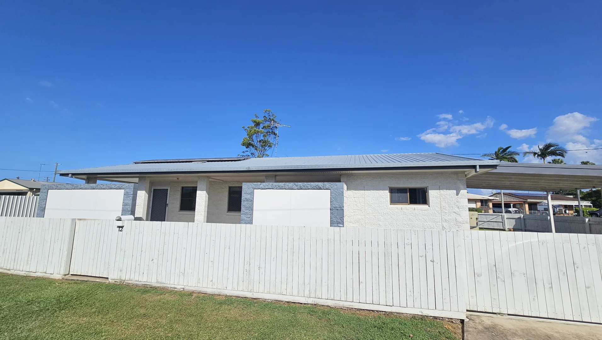 12 Wyllie Street, Kepnock QLD 4670