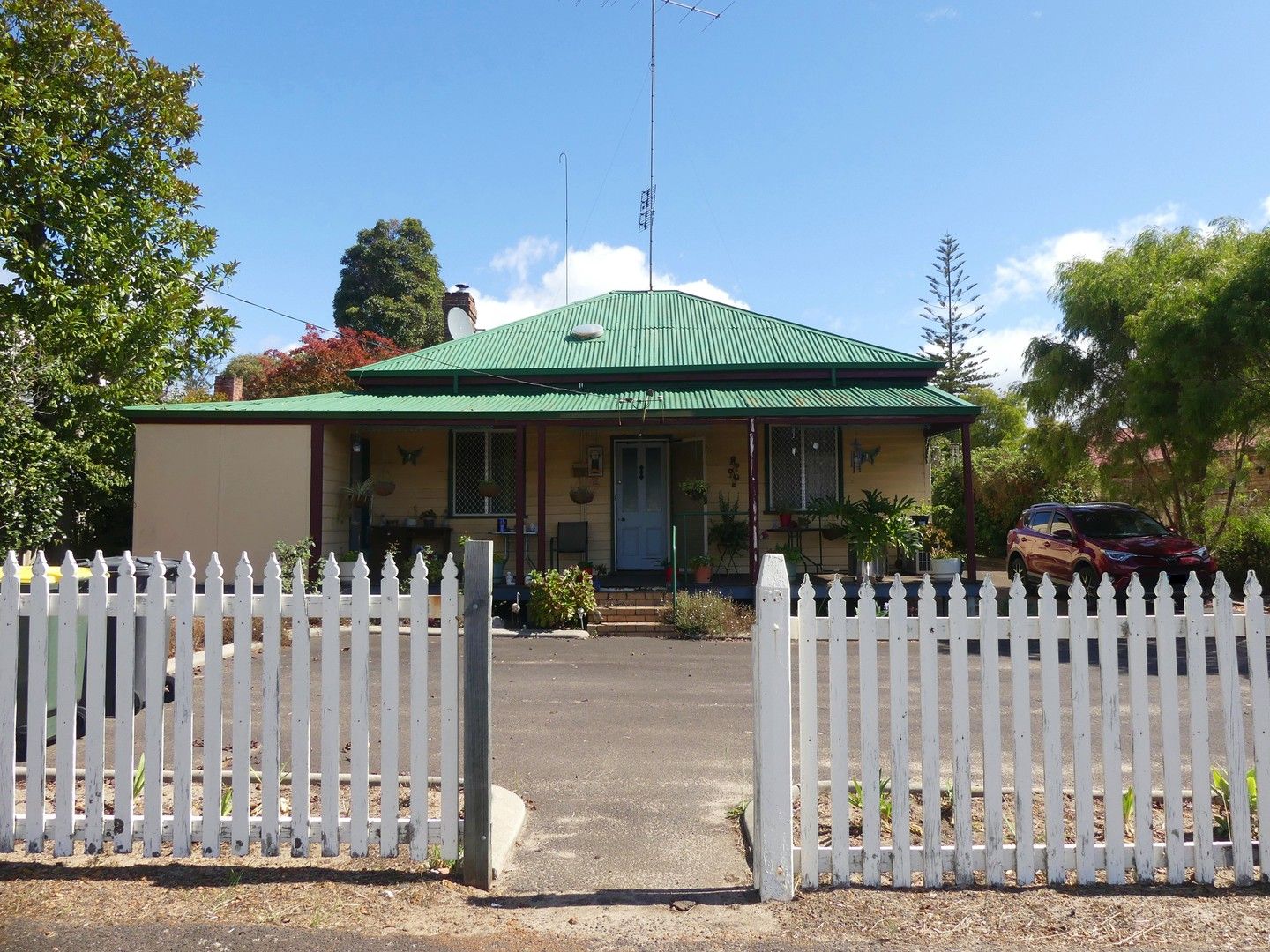 39 Bath Street, Manjimup WA 6258 Domain
