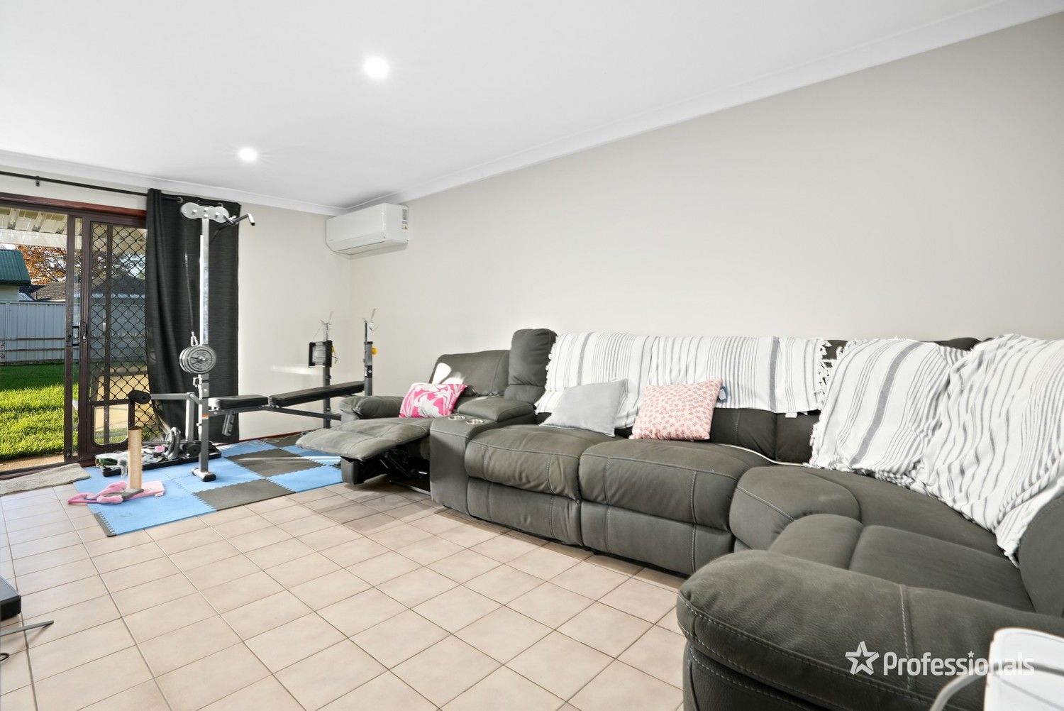 18 Mohawk Place, Erskine Park NSW 2759 House For Rent Domain