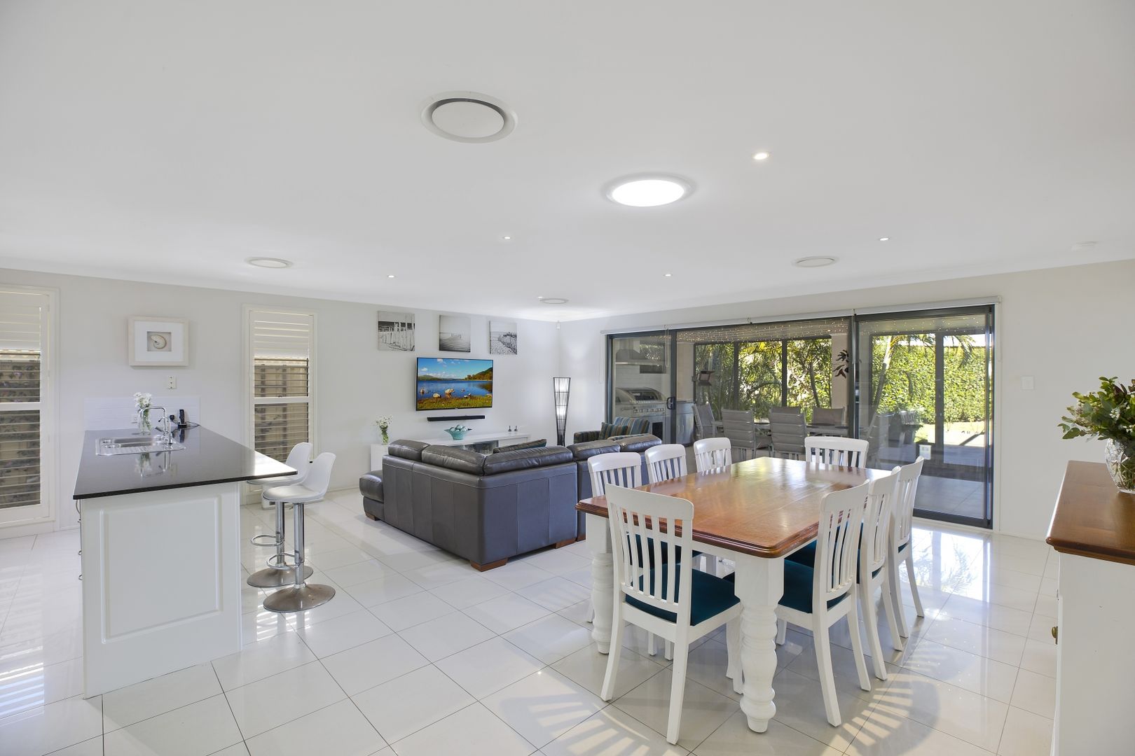 34 Beach Street, Ettalong Beach NSW 2257, Image 2