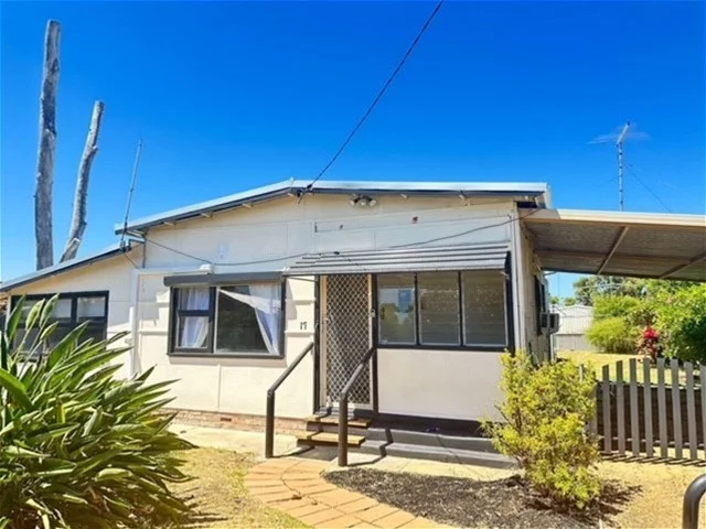 17 Fourth Avenue, Mandurah WA 6210