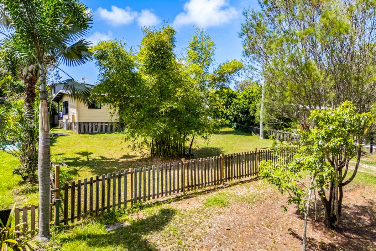 Additional image 11 of 16 Amber Avenue, Russell Island QLD 4184