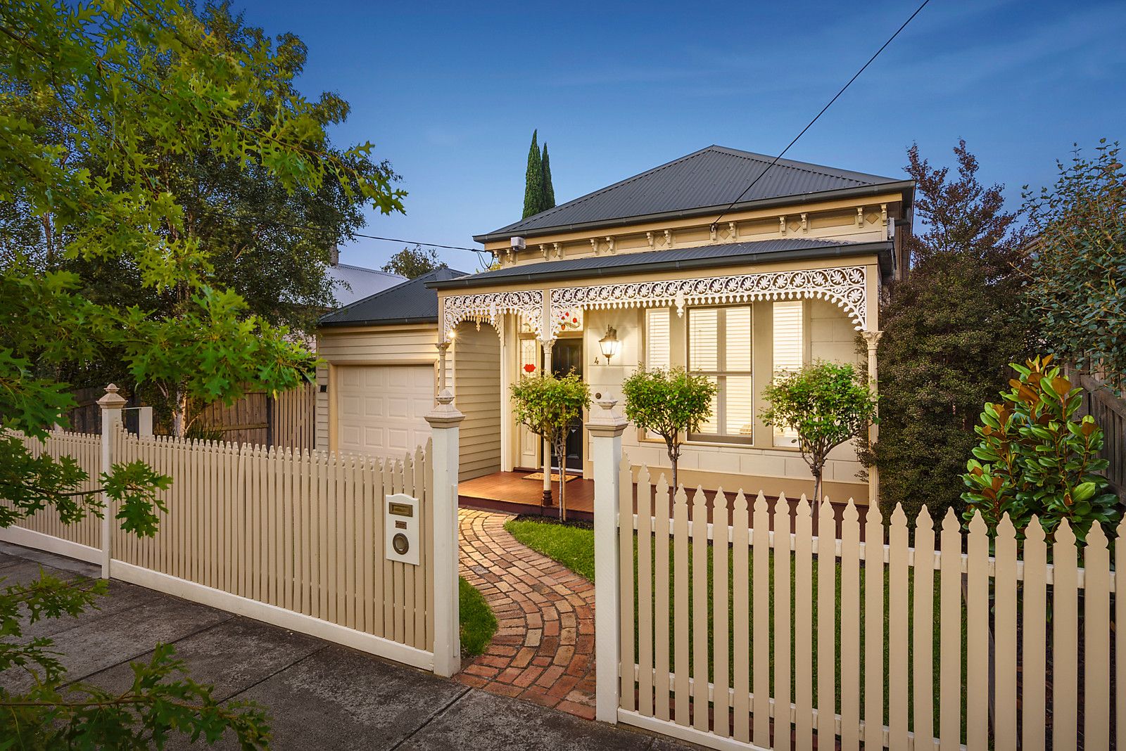 4 Burton Crescent, Ascot Vale VIC 3032, Image 0