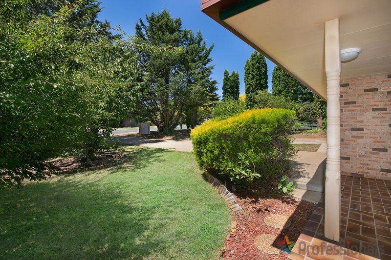 21 The Avenue, Armidale NSW 2350, Image 1