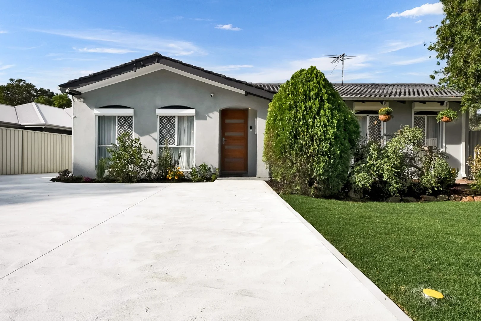 152B Eudoria Street, Gosnells WA 6110