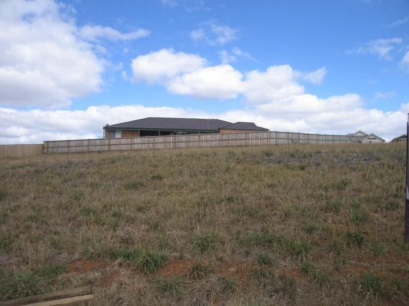 26 Walker Drive, Drouin Property History & Address Research Domain