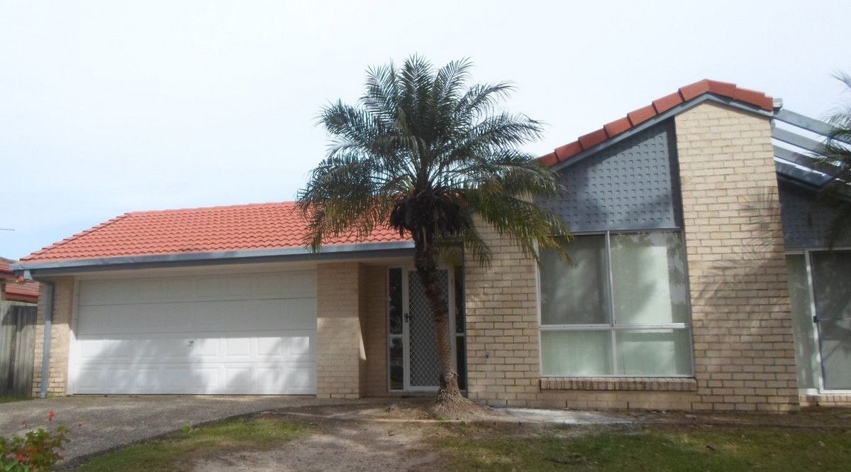 4 bedrooms House in 39 Village Way LITTLE MOUNTAIN QLD, 4551