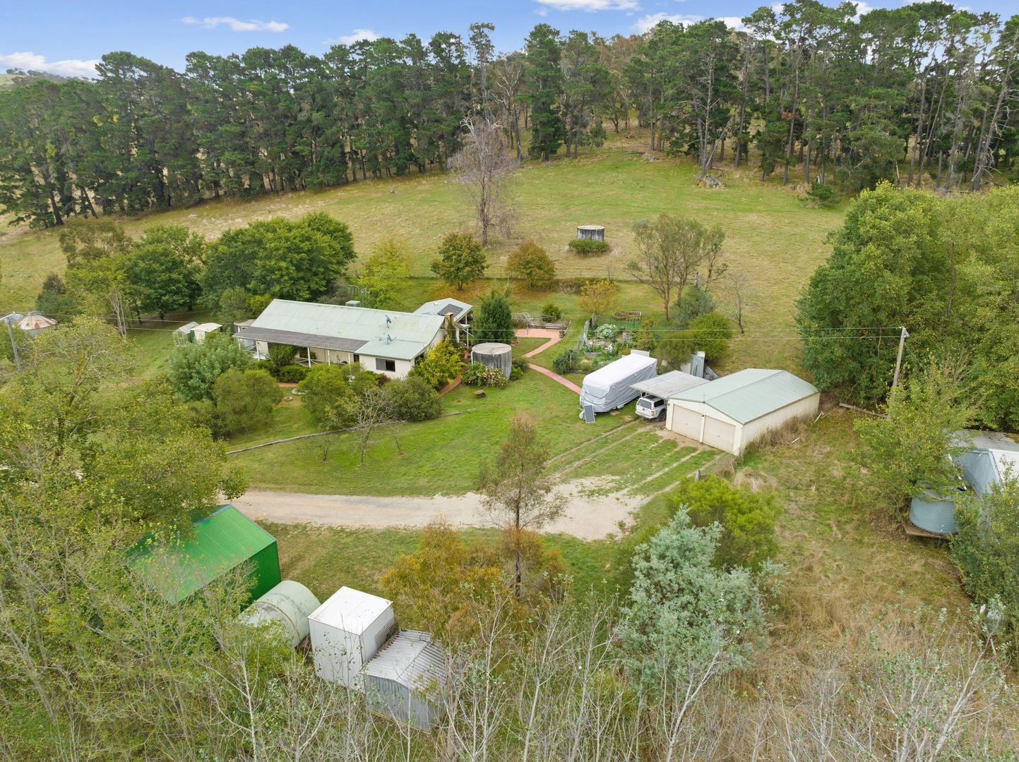 "The Ranch" 42 Casey Cl, Sutton NSW 2620, Image 2