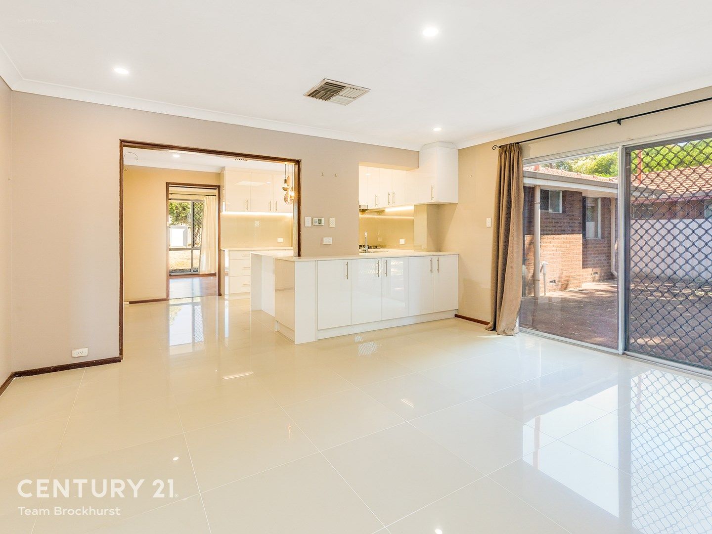 14 Tawny Way, Thornlie WA 6108, Image 0