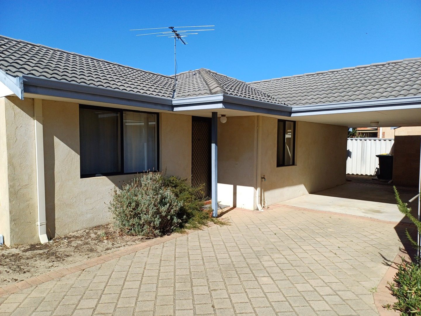 3 bedrooms Villa in 22/11 Elvire Street MIDLAND WA, 6056