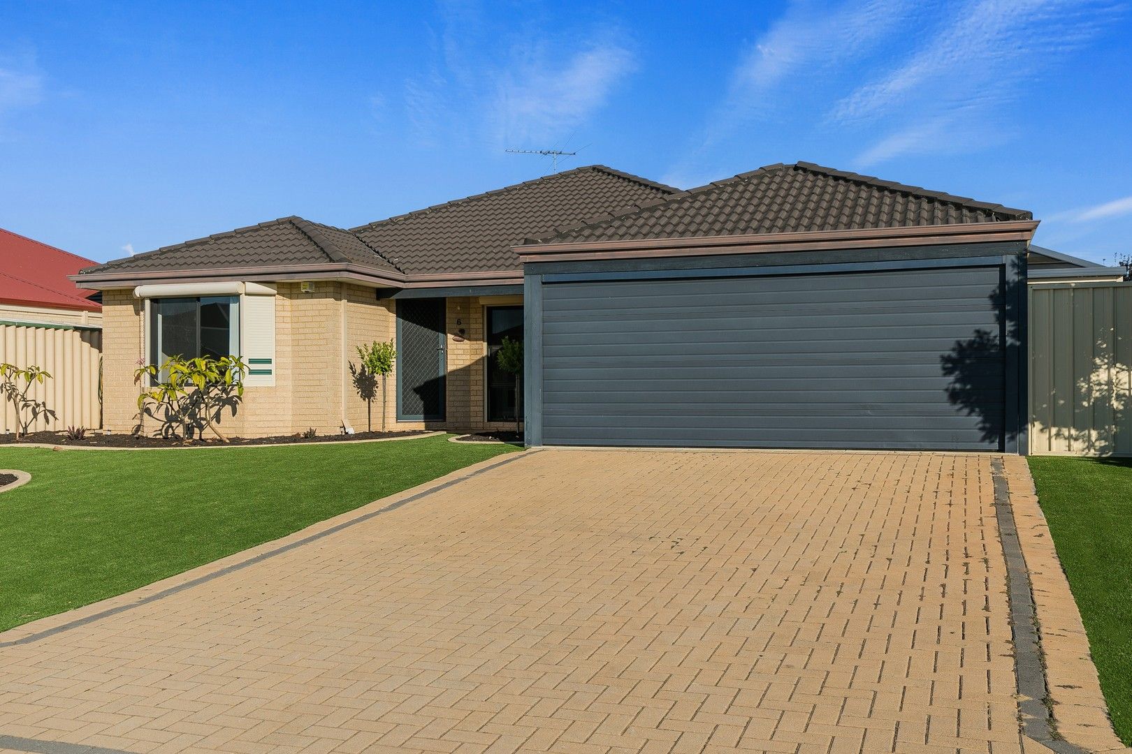 6 Wittecarra Crescent, Port Kennedy WA 6172, Image 0