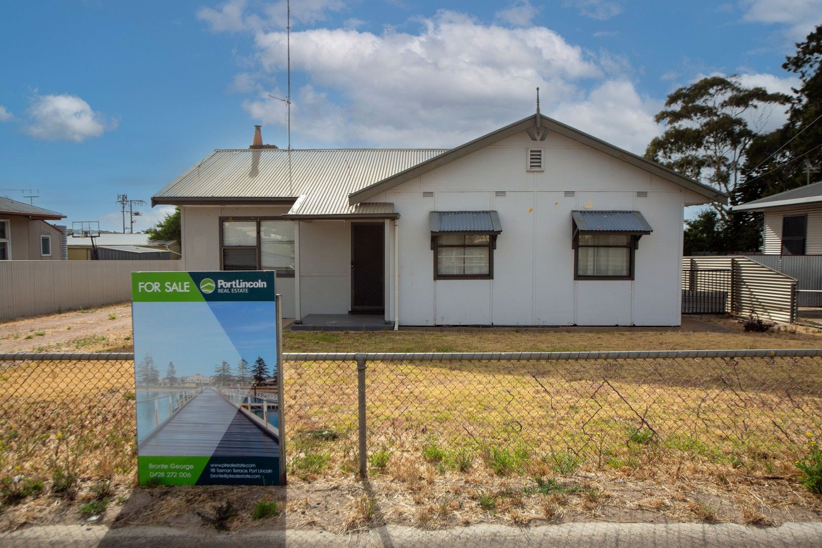 4 bedrooms House in 83 Verran Terrace PORT LINCOLN SA, 5606