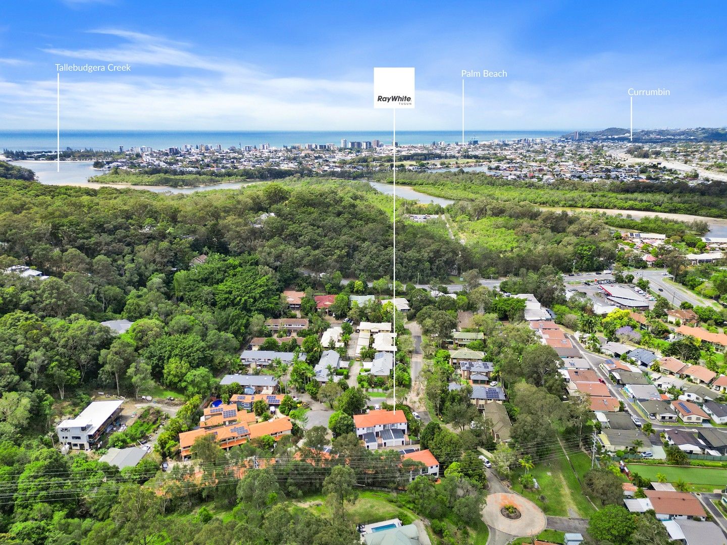 3 bedrooms Townhouse in 3/2 Karri Court BURLEIGH HEADS QLD, 4220