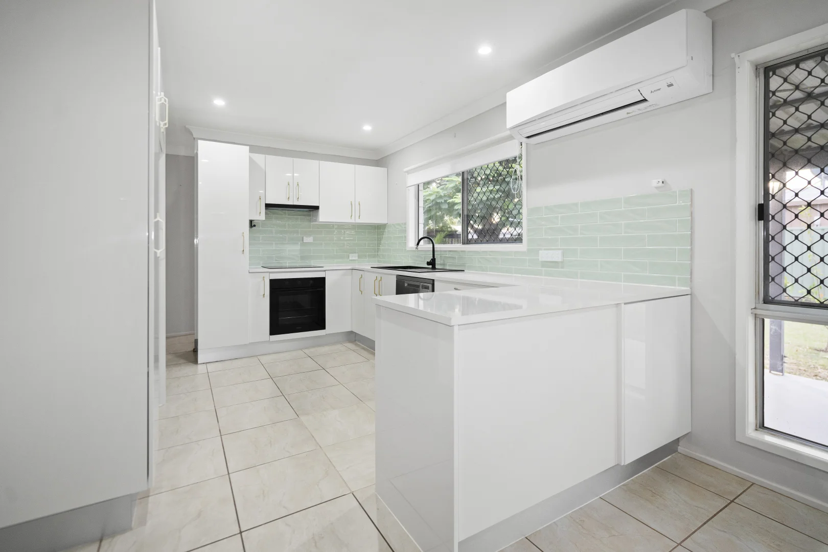 Additional image 6 of 30 Sunset Drive, Thabeban QLD 4670