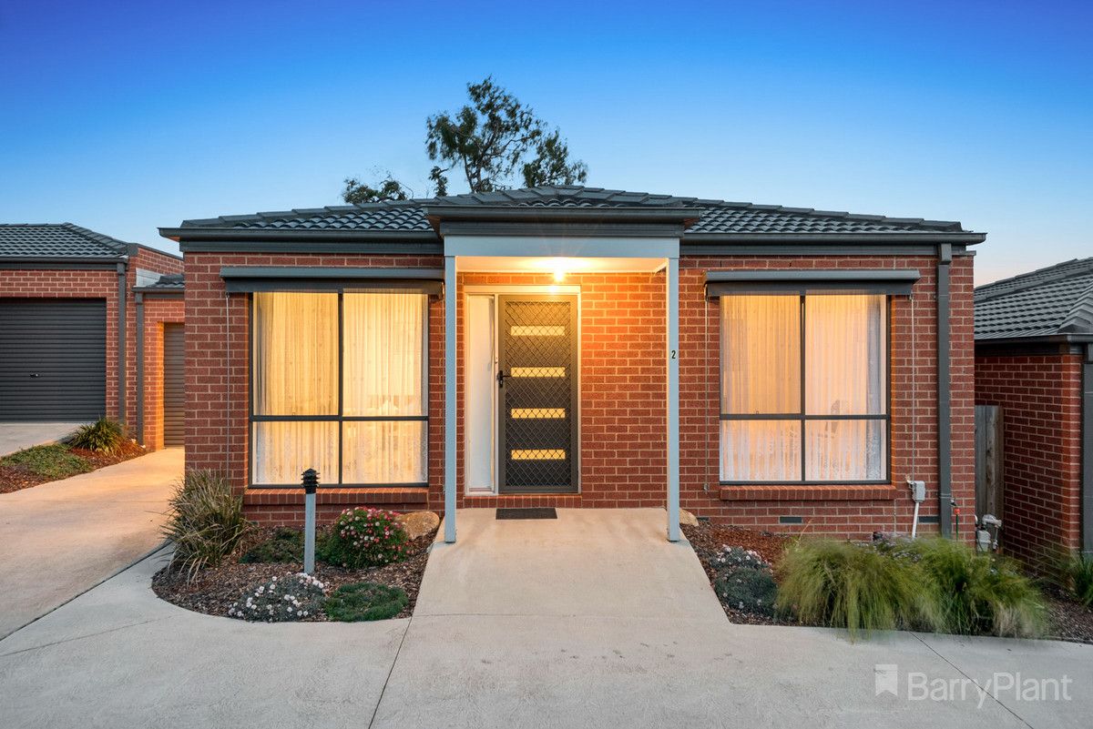 2/98-100 Ahern Road, Pakenham VIC 3810, Image 0