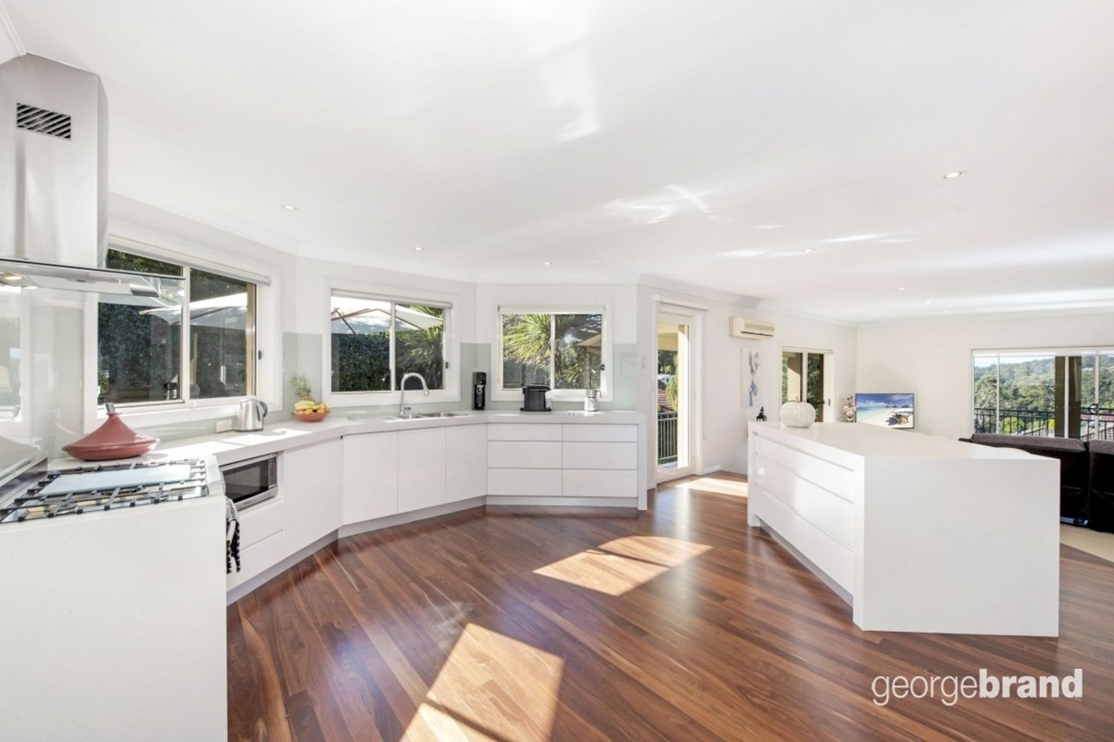 5 Mayfair Close, Terrigal NSW 2260, Image 2