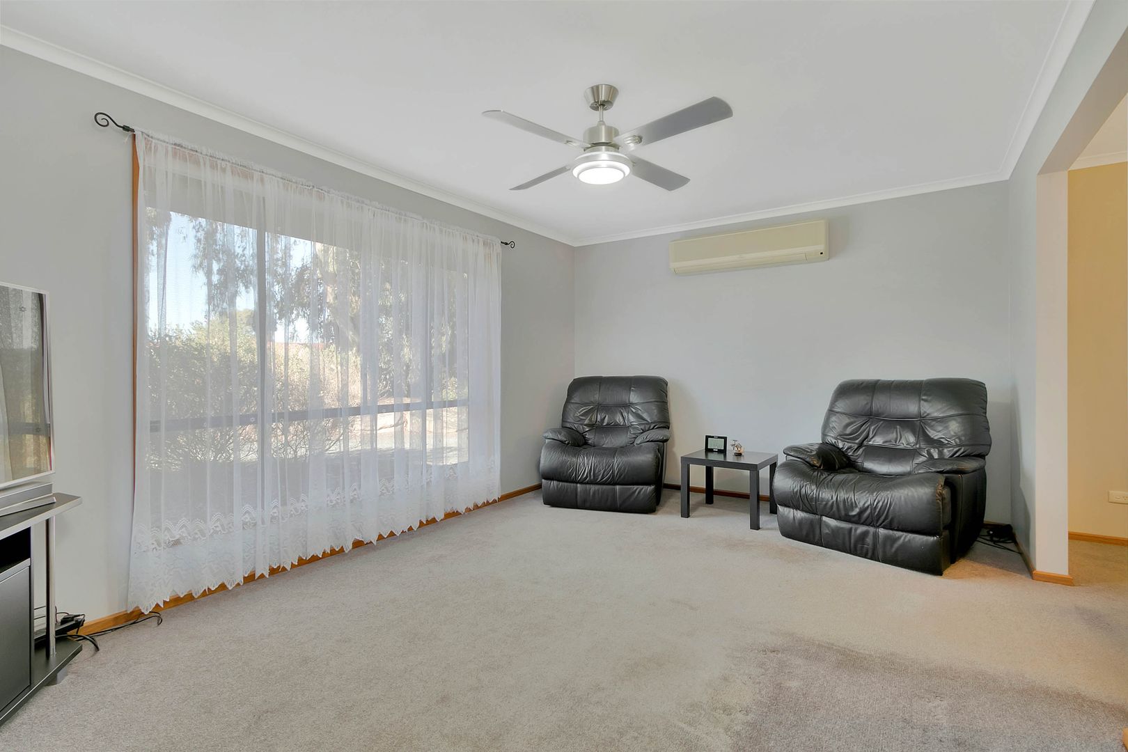 17 Haines Road, Willaston SA 5118, Image 2