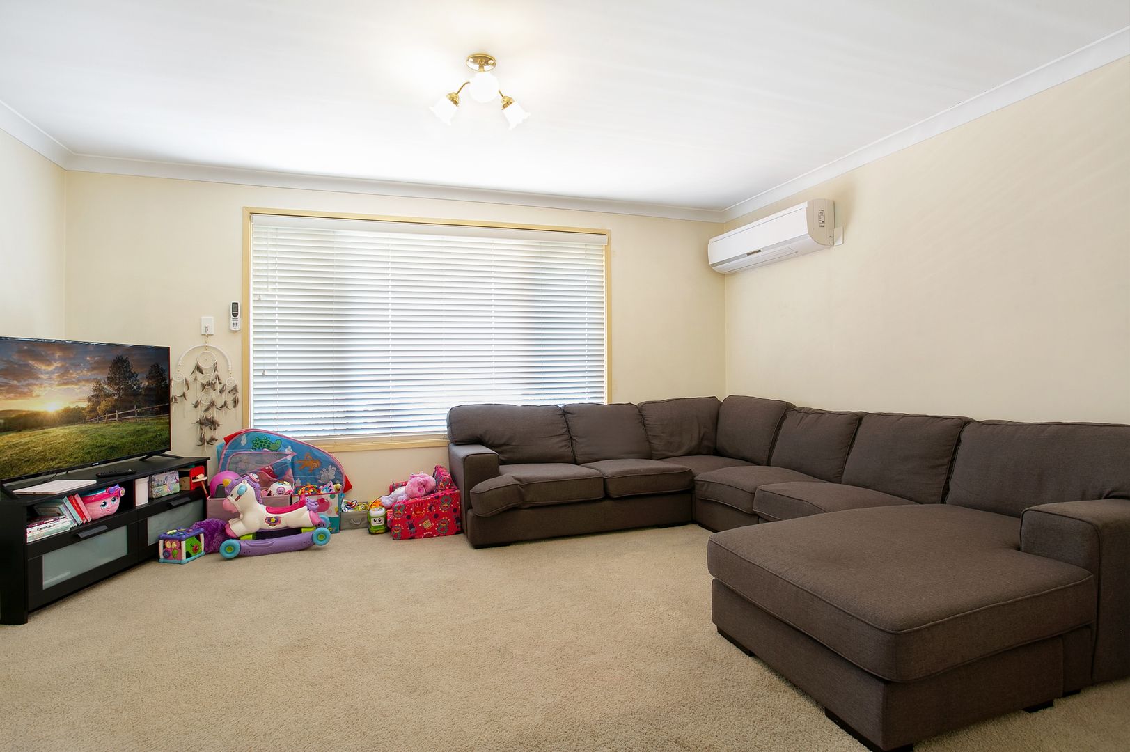 4 Manning Street, Kingswood NSW 2747, Image 1